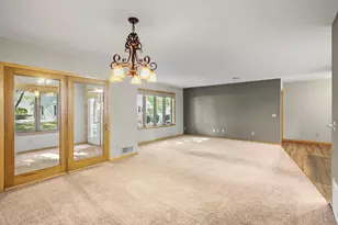 7213 Saukdale Dr, Madison, WI 53717 - Photo 8