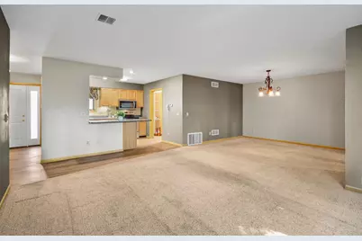 7213 Saukdale Drive, Madison, WI 53717 - Photo 12