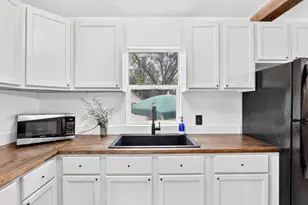 1606 Manchester St, Beloit, WI 53511 - Photo 16