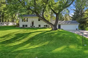 2307 White Oak Trail, Oregon, WI 53575 - Photo 2
