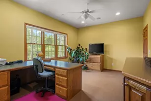 852 Canal Rd, Marshall, WI 53559 - Photo 42