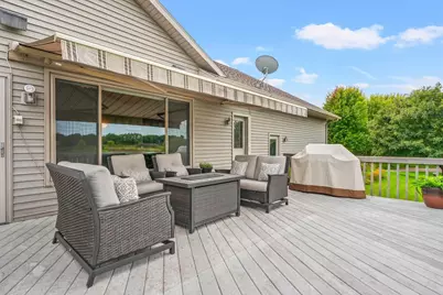 852 Canal Road, Marshall, WI 53559 - Photo 10