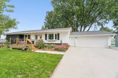 410 S Main Street, Markesan, WI 53946 - Photo 1