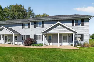 264 Talon Pl, Sun Prairie, WI 53590 - Photo 2