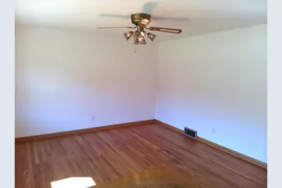 202 Sunset Drive, DeForest, WI 53532 - Photo 12
