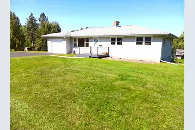 202 Sunset Drive, DeForest, WI 53532 - Photo 4