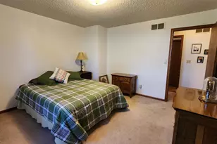 206 Hancock Dr, Orangeville, IL 61060 - Photo 18