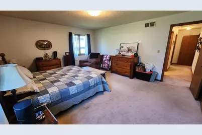 206 Hancock Drive, Orangeville, IL 61060 - Photo 14