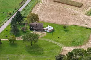 S1257A Lyndon Rd, Wisconsin Dells, WI 53959 - Photo 10