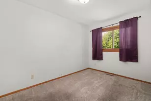 1722 S Thompson Dr, Madison, WI 53716 - Photo 16