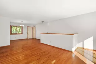 1722 S Thompson Dr, Madison, WI 53716 - Photo 8