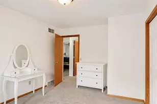 438 Cherry Hill Dr, Madison, WI 53717 - Photo 20