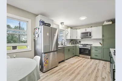 1204 E Wisconsin Street, Delavan, WI 53115 - Photo 12