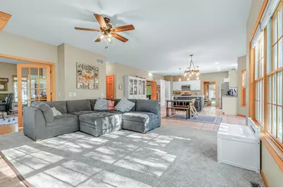 7201 Countrywood Lane, Madison, WI 53719 - Photo 4