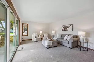 867 Henry St, Waunakee, WI 53597 - Photo 4