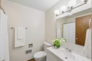 867 Henry St, Waunakee, WI 53597 - Photo 24