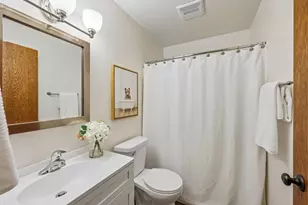 867 Henry St, Waunakee, WI 53597 - Photo 16