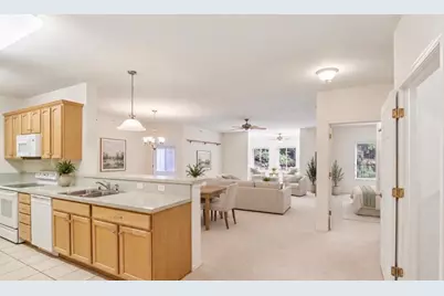 69 Cherokee Circle #103, Madison, WI 53704 - Photo 4