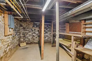 217 N Chestnut St, Mineral Point, WI 53565 - Photo 40