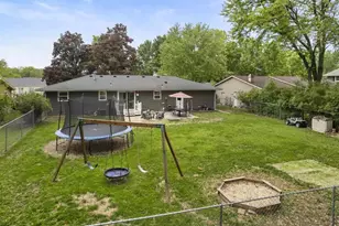 810 Suffolk Dr, Janesville, WI 53546 - Photo 8