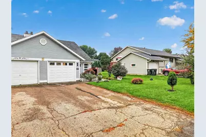 1727 Delaware Drive, Sun Prairie, WI 53590 - Photo 38