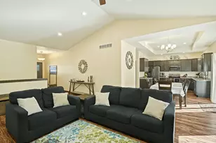 420 Ridgeway Dr, Rio, WI 53960 - Photo 6