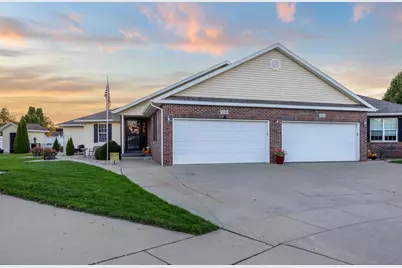 2149 Blue Heron Court, Stoughton, WI 53589 - Photo 2