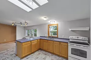5688 S Bird St, Sun Prairie, WI 53590 - Photo 6