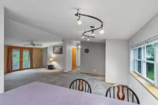 5688 S Bird St, Sun Prairie, WI 53590 - Photo 10