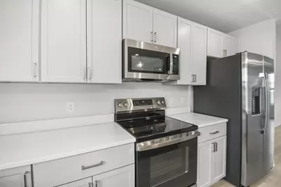 309 Orchid Avenue, Stoughton, WI 53589 - Photo 14