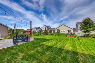 618 Prospect Rd, Waunakee, WI 53597 - Photo 4