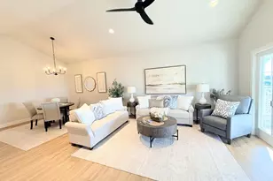 4751 Bellflower Dr, DeForest, WI 53532 - Photo 4
