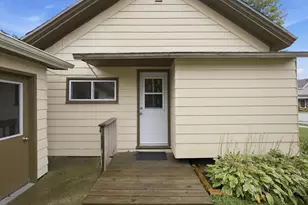 416 W Florence St, Cambria, WI 53923 - Photo 18