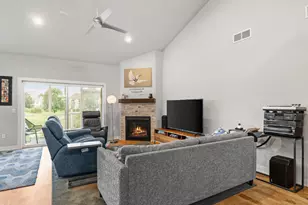 12 Prince Way, Fitchburg, WI 53711 - Photo 6
