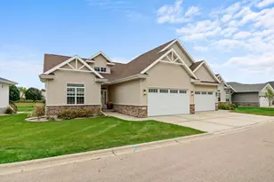 12 Prince Way, Fitchburg, WI 53711 - Photo 2