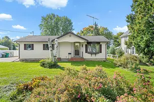 539 Fenton St, Ripon, WI 54971 - Photo 1