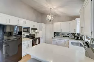 1110 Sunfield St, Sun Prairie, WI 53590 - Photo 18