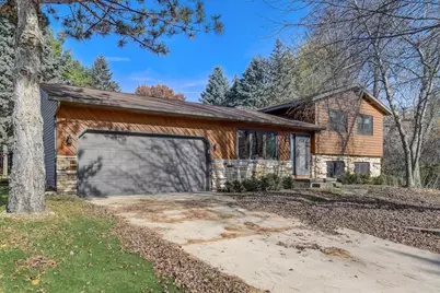 1110 Sunfield Street, Sun Prairie, WI 53590 - Photo 4