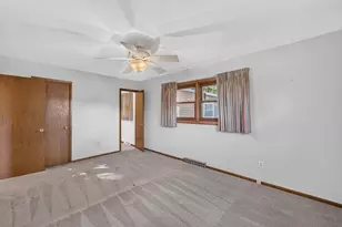 7017 Prairie Dr, Middleton, WI 53562 - Photo 20