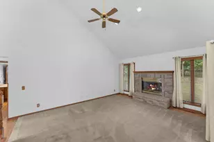 1407 Russet Cir, Reedsburg, WI 53959 - Photo 8