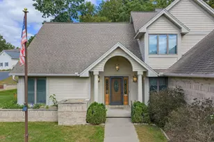 1407 Russet Cir, Reedsburg, WI 53959 - Photo 2