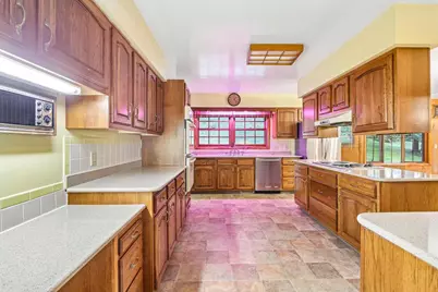 6006 Greentree Road, Madison, WI 53711 - Photo 12