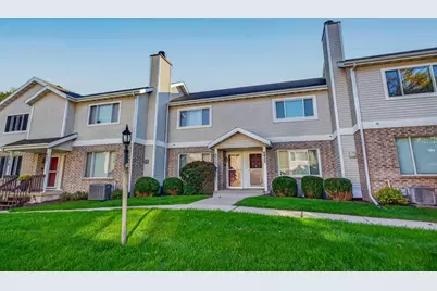 6823 Raymond Road, Madison, WI 53719 - Photo 2