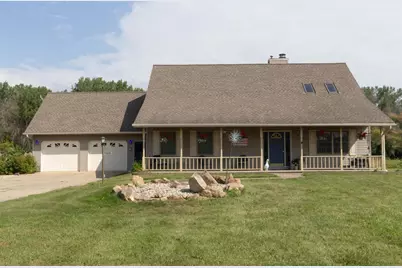 7950 Broadway Road, Omro, WI 54963 - Photo 2