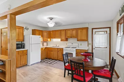 W1145 &amp;1147 Lillian Street, Green Lake, WI 54941 - Photo 8