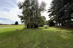 N4047 Metcalf St, Doylestown, WI 53928 - Photo 70