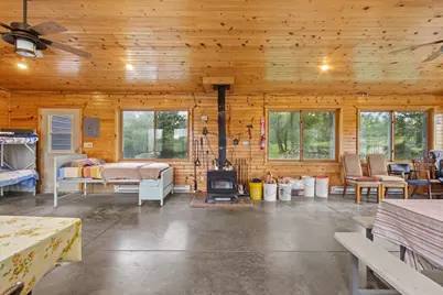 N9529 Monthey Rd, Portage, WI 53901 - Photo 8