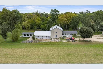 N9529 Monthey Rd, Portage, WI 53901 - Photo 52