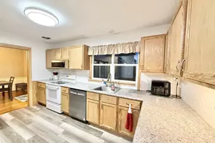 235 Clark St, Reedsburg, WI 53959 - Photo 16