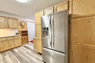 235 Clark St, Reedsburg, WI 53959 - Photo 14